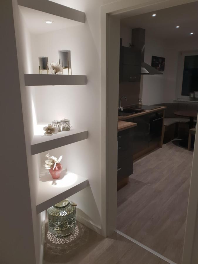 Ferienwohnung Mit Jacuzzi Naehe Flughafen Koeln Bonn Troisdorf Exterior foto